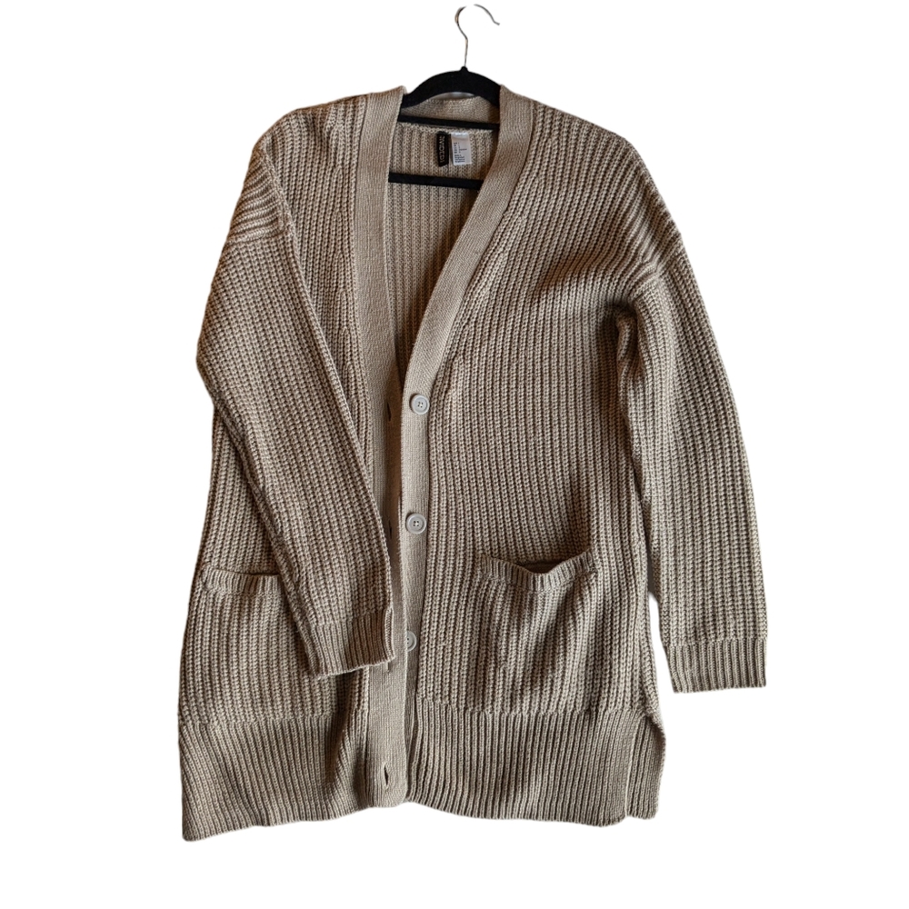 Cozy knit beige button up cardigan with pockets | DIVIDED